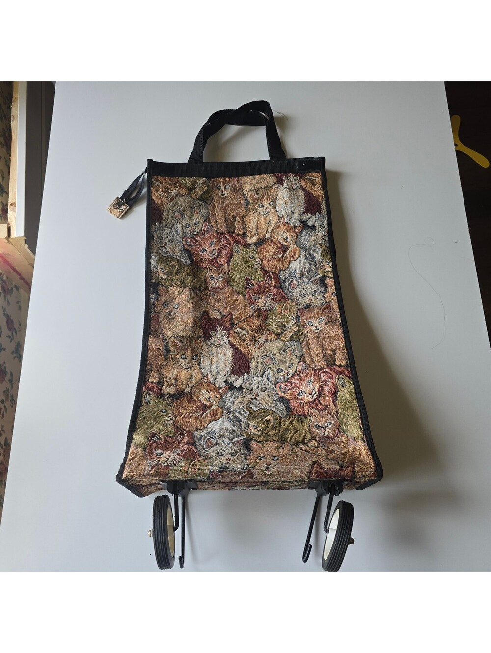 VTG Cat Tapestry Rolling Tote Bag Foldable Shopping Carrier (AS IS / Parts).